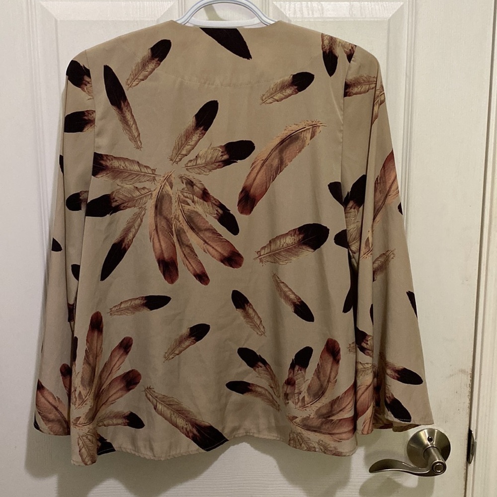 Audrey 3+1 Open Lightweight Feather Motif Blouse Cardigan Women’s Size Medium - Picture 6 of 6
